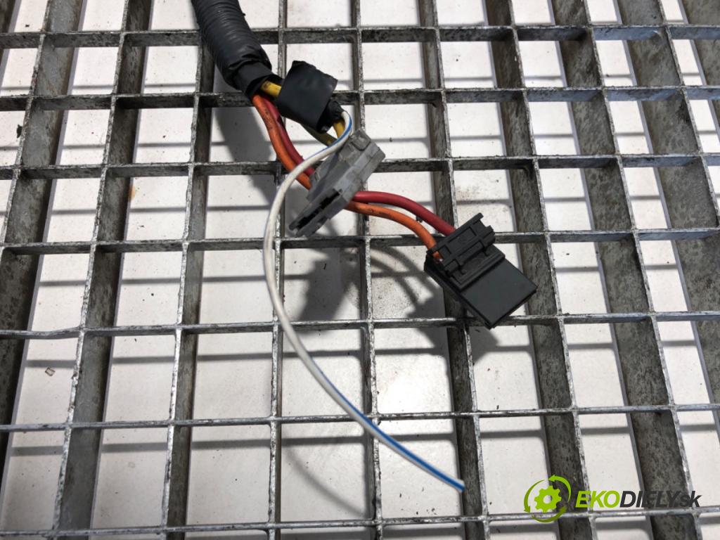 OPEL VIVARO A Autobus 2002 74 kW 1.9 DTI (F7, J7, A07) 1870 spinačka  (Spínacia skrinka)