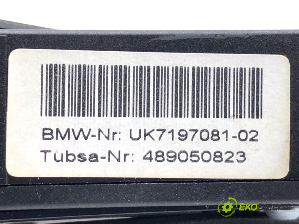 BMW E71 SUV 2013 180 kW xDrive 30 d 2993 zámok dverí zad 7197081