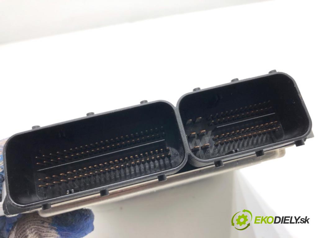 BMW E71 SUV 2013 180 kW xDrive 30 d 2993 riadiaca jednotka Motor 7810950 0281015240 (Riadiaca jednotka)