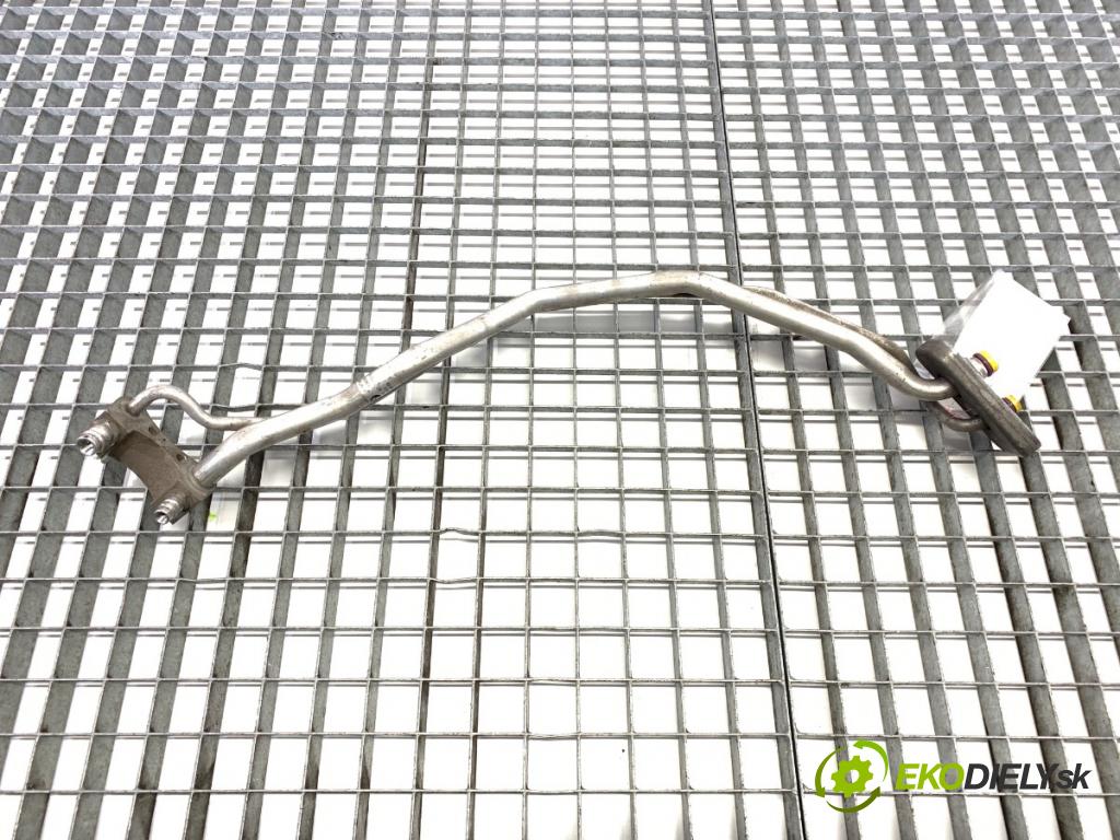 BMW E71 SUV 2013 180 kW xDrive 30 d 2993 rúrka klimatizácie 9187635 (Rúrka klimatizácie)