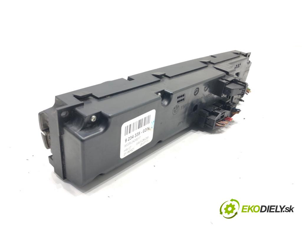 BMW E71 SUV 2013 180 kW xDrive 30 d 2993 Panel ovládania kúrenia 9234335 (Prepínacie páčky pod volantom)