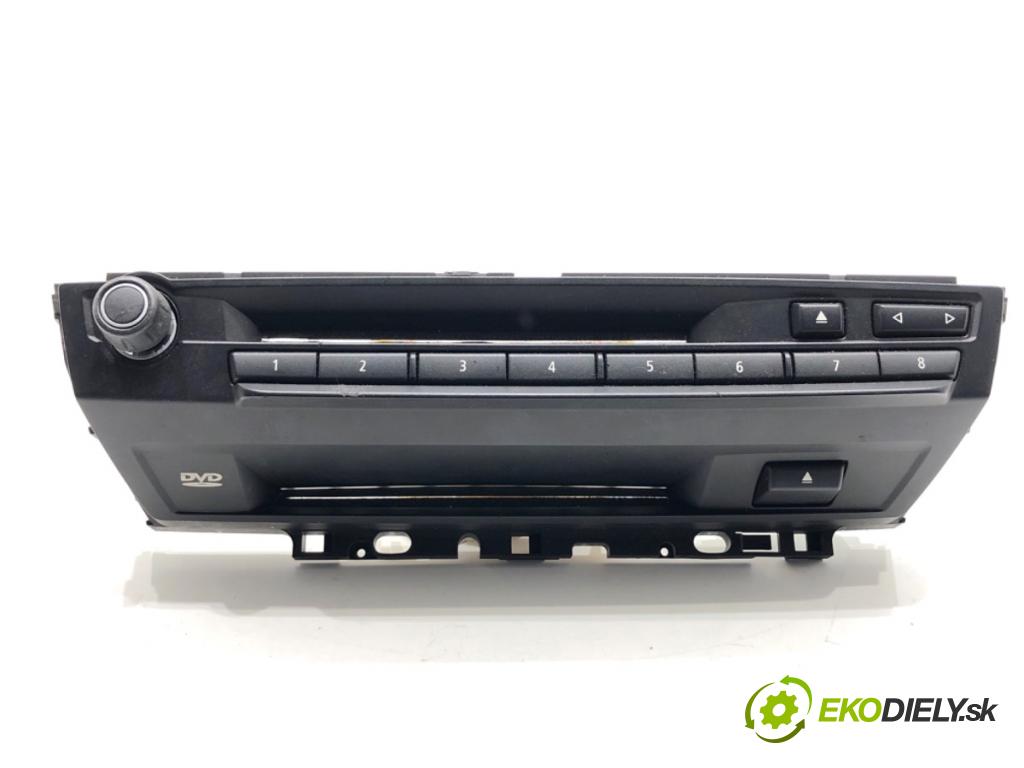 BMW E71 SUV 2013 180 kW xDrive 30 d 2993 Panel ovládania radia  (Prepínacie páčky pod volantom)