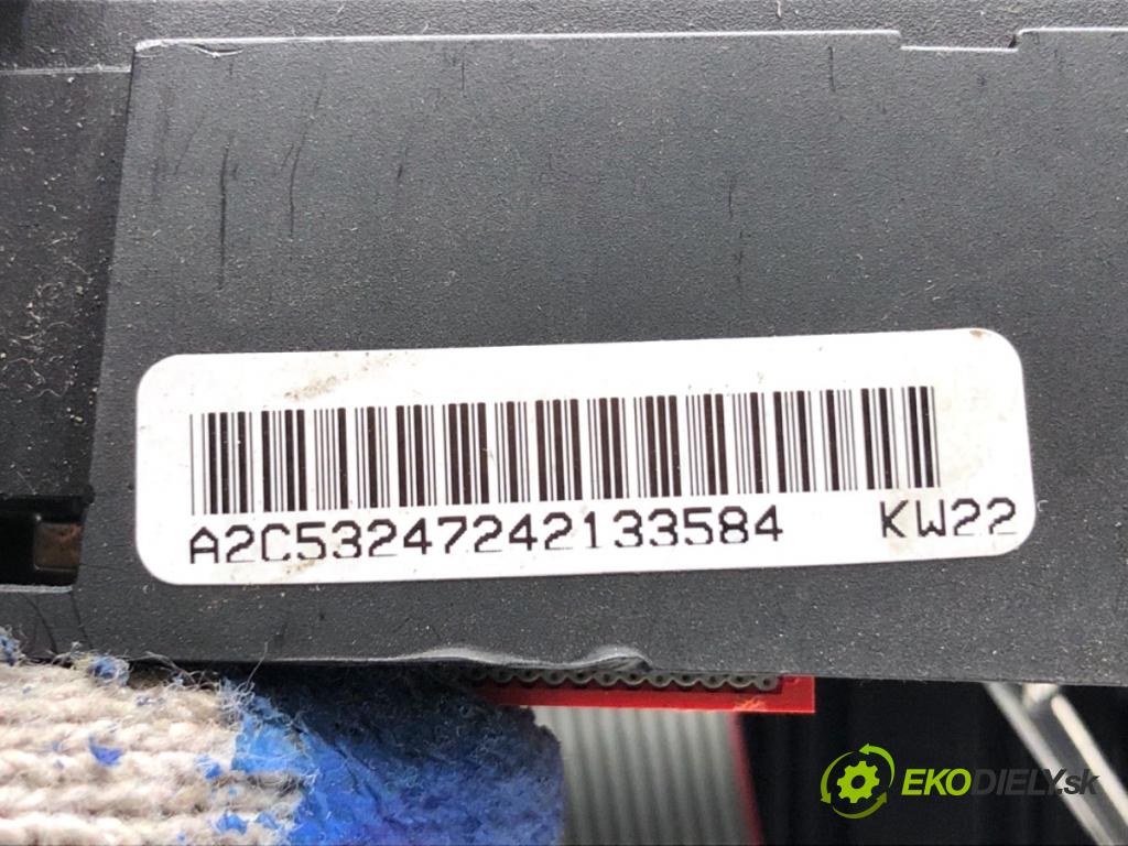 BMW E71 SUV 2013 180 kW xDrive 30 d 2993 Panel ovládania radia  (Prepínacie páčky pod volantom)