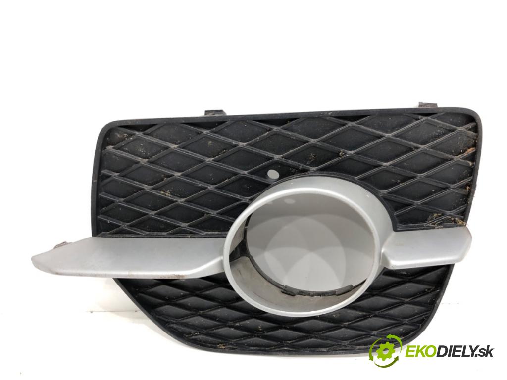 BMW E71 SUV 2013 180 kW xDrive 30 d 2993 Mriežky nárazníka pravy predný 