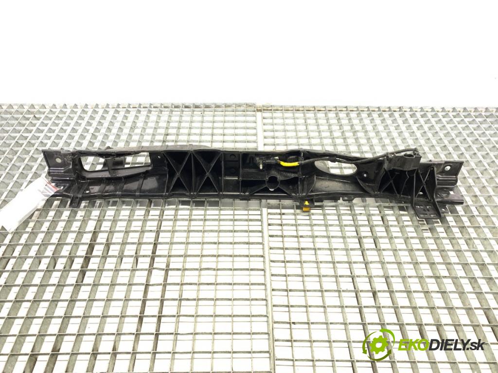 FIAT TIPO Kombi 2018 70 kW 1.4 (356WXA1B) 1368 výztuha horní 52087119 (Výztuha)