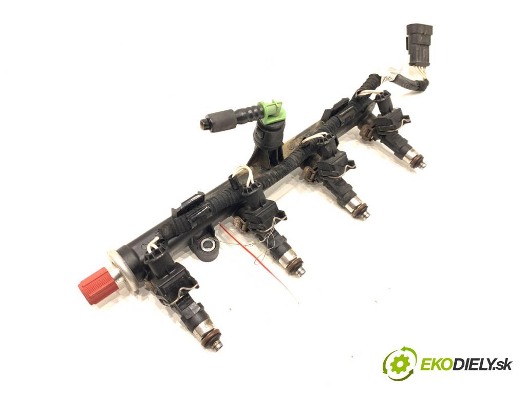 FIAT TIPO Kombi 2018 70 kW 1.4 (356WXA1B) 1368 Lišta vstrekovacia 0280158329 (Vstrekovacia lišta)