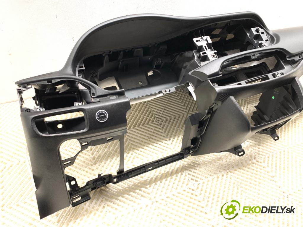 FIAT TIPO Kombi 2018 70 kW 1.4 (356WXA1B) 1368 palubní doska  (Palubní deska)