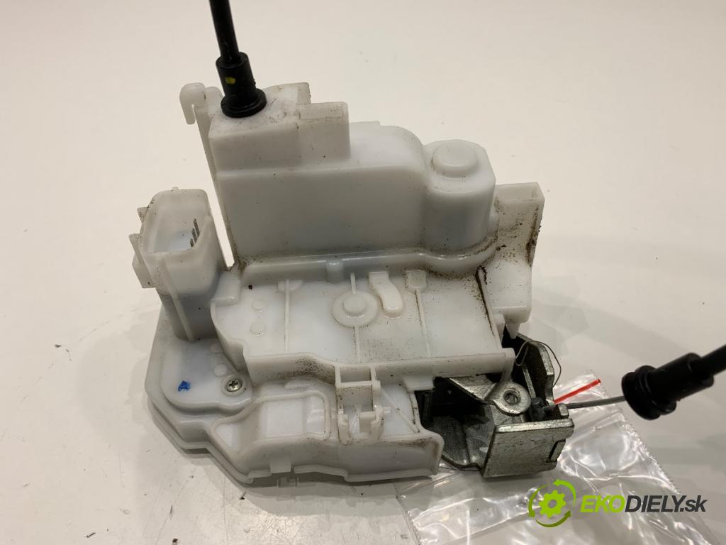 FIAT TIPO Kombi 2018 70 kW 1.4 (356WXA1B) 1368 zámok Dvere pravy predný 519839440