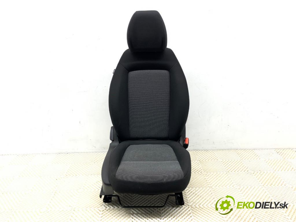 FIAT TIPO Kombi 2018 70 kW 1.4 (356WXA1B) 1368 Sedadlo pravy predný 