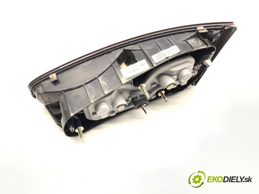 FIAT TIPO Kombi 2018 70 kW 1.4 (356WXA1B) 1368 Svetlo zad ľavá strana vnútorná 52097724 (Kľučka dverí ostatné)
