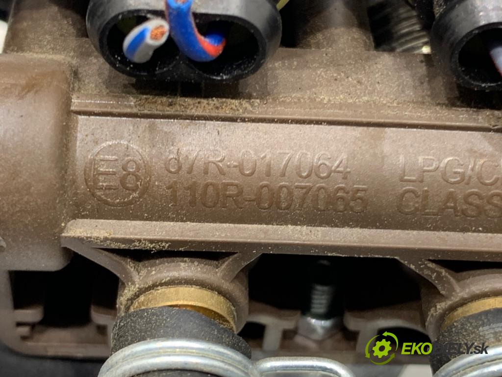 FIAT TIPO Kombi 2018 70 kW 1.4 (356WXA1B) 1368 vstrekovač LPG 67R-017064