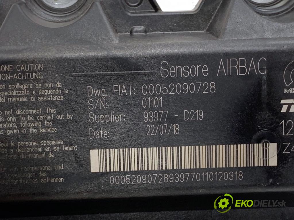 FIAT TIPO Kombi 2018 70 kW 1.4 (356WXA1B) 1368 senzor airbag 00052090728 (Snímač)