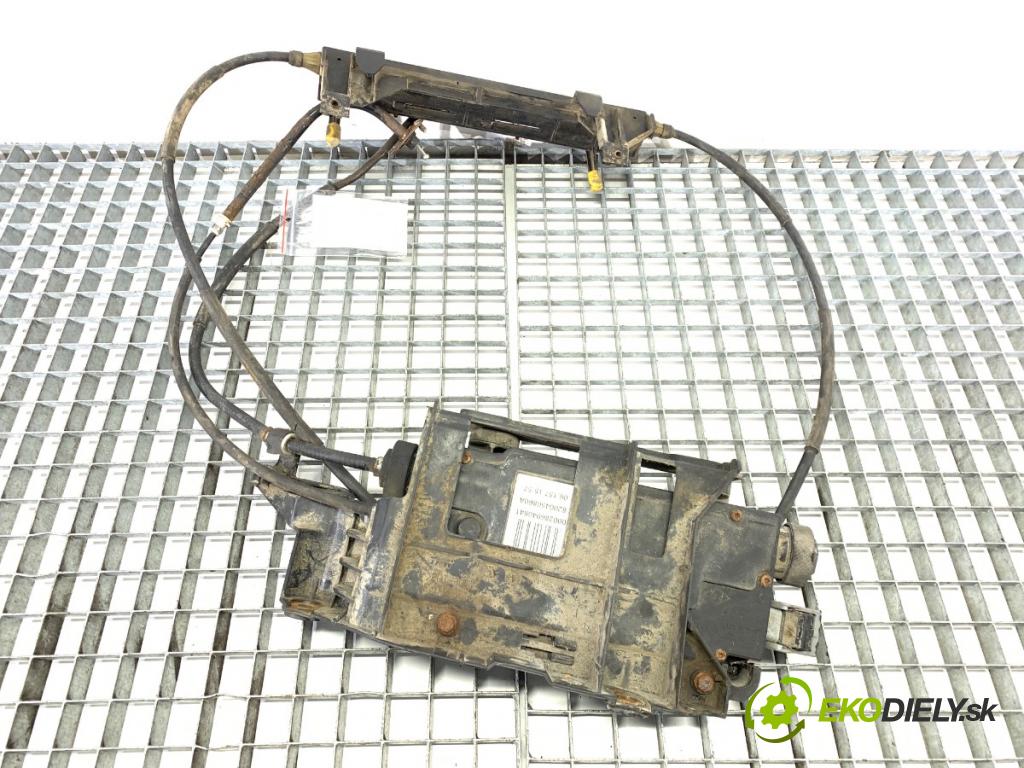 RENAULT SCÉNIC II nadwozie wielkoprzestrzenne (MPV) 2006 63 kW 1.5 dCi (JM1F) 1461 BRZDA: ručný elektrický 8200450860A (Ručná brzda)