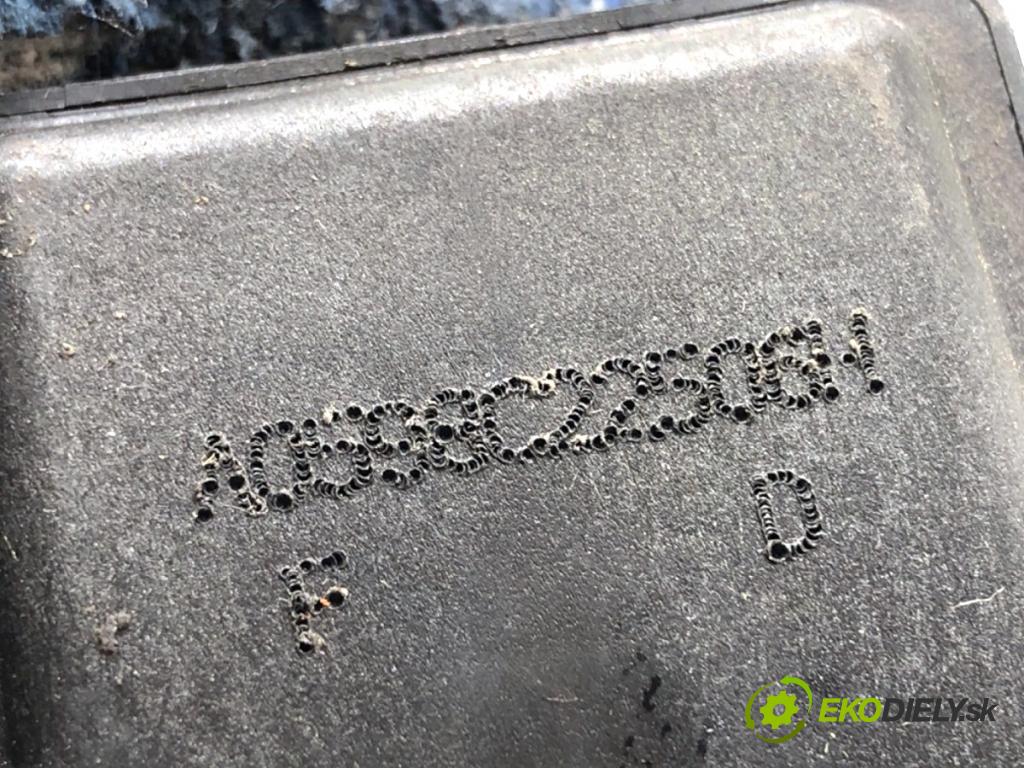 RENAULT SCÉNIC II nadwozie wielkoprzestrzenne (MPV) 2006 63 kW 1.5 dCi (JM1F) 1461 blokáda volantu 8200468515 (Riadenie ostatné)