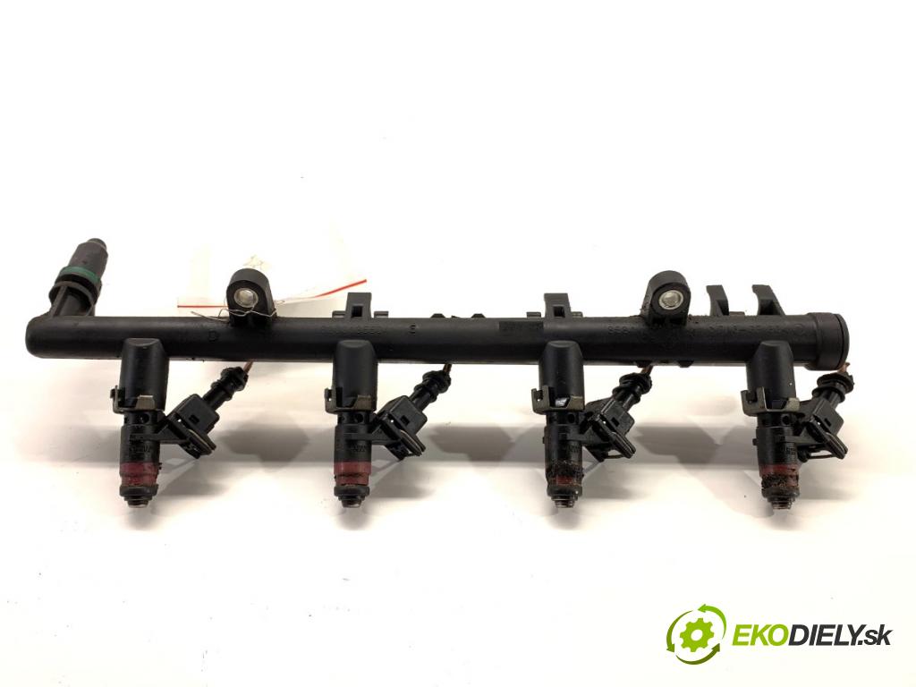 RENAULT SCÉNIC II nadwozie wielkoprzestrzenne (MPV) 2003 83 kW 1.6 (JM0C, JM0J, JM1B) 1598 Lišta vstrekovacia 8200135504 (Vstrekovacia lišta)