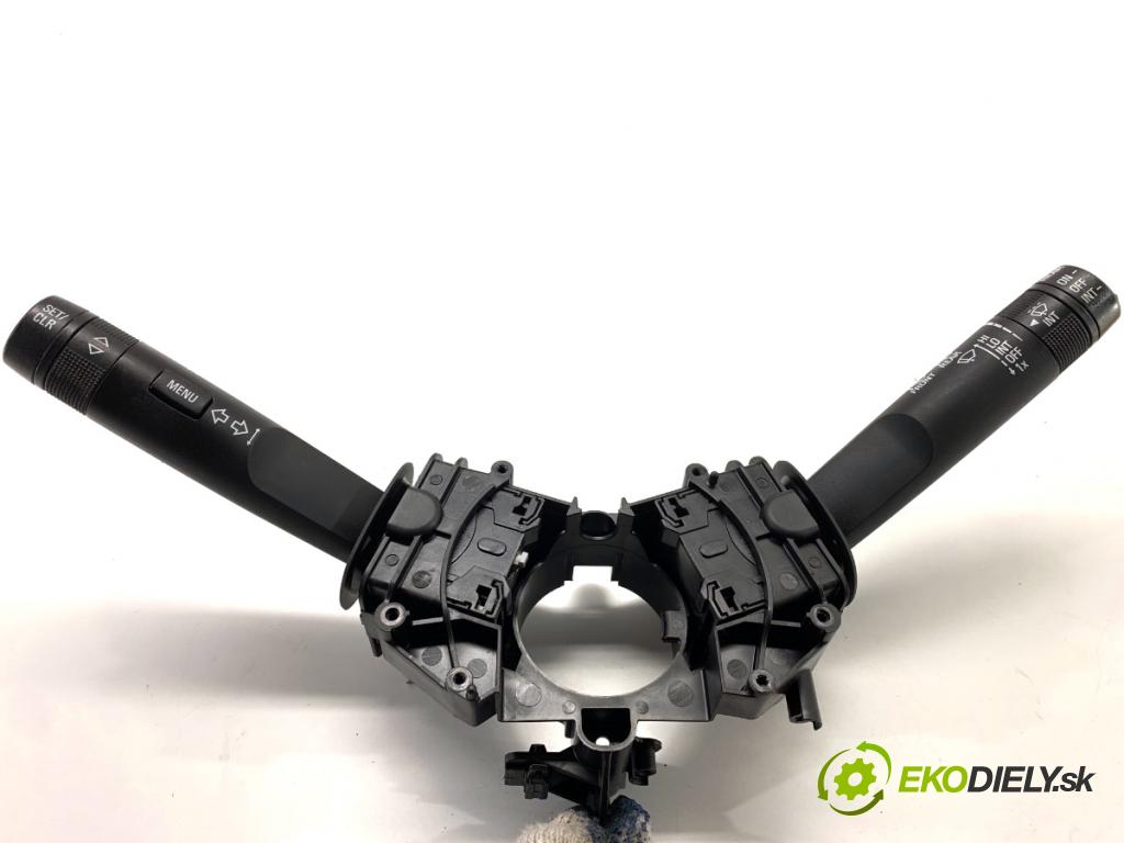 OPEL MOKKA SUV 2014 96 kW 1.7 CDTI (_76) 1686 Prepínač kombinovaný  (Prepínacie páčky pod volantom)