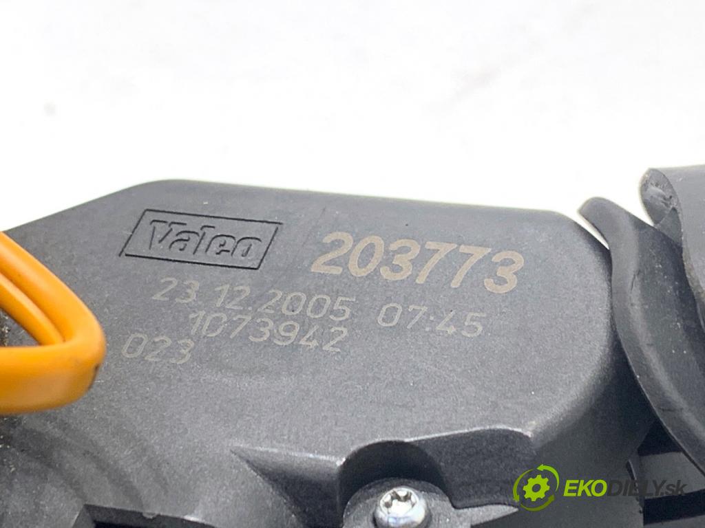 OPEL ASTRA H liftback 2007 66 kW 1.3 CDTI (L48) 1248 Prepínač kombinovaný 13198906 (Prepínacie páčky pod volantom)