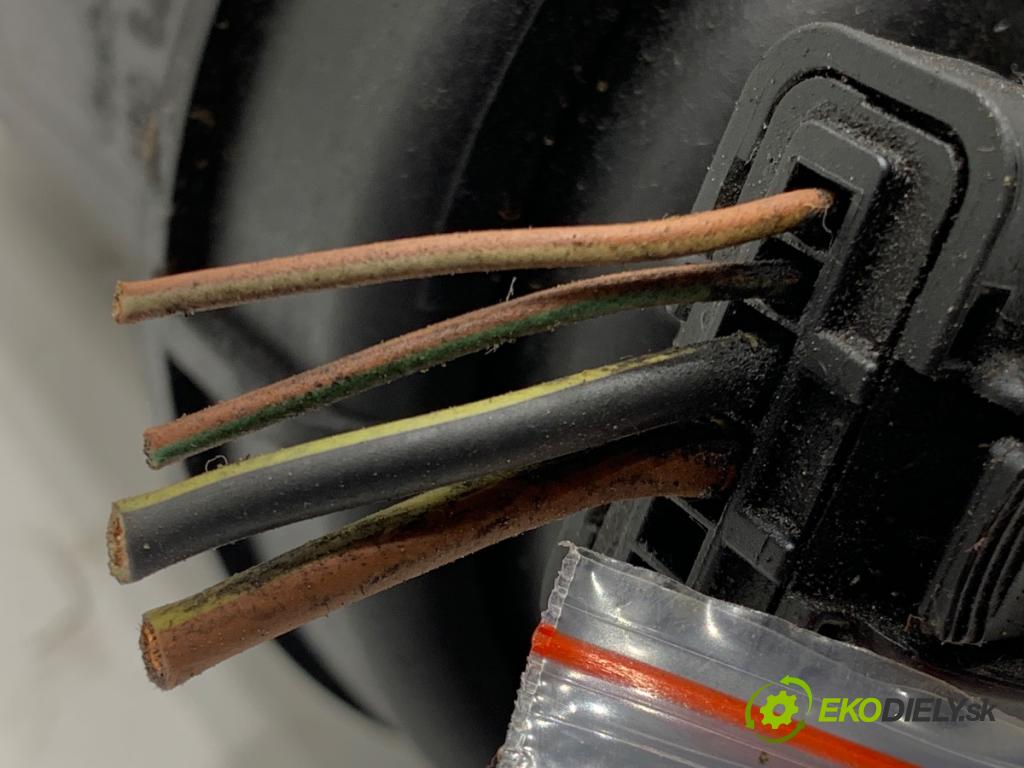 OPEL ASTRA H liftback 2007 66 kW 1.3 CDTI (L48) 1248 Obal filtra paliva 13179060 (Obal palivového filtra)