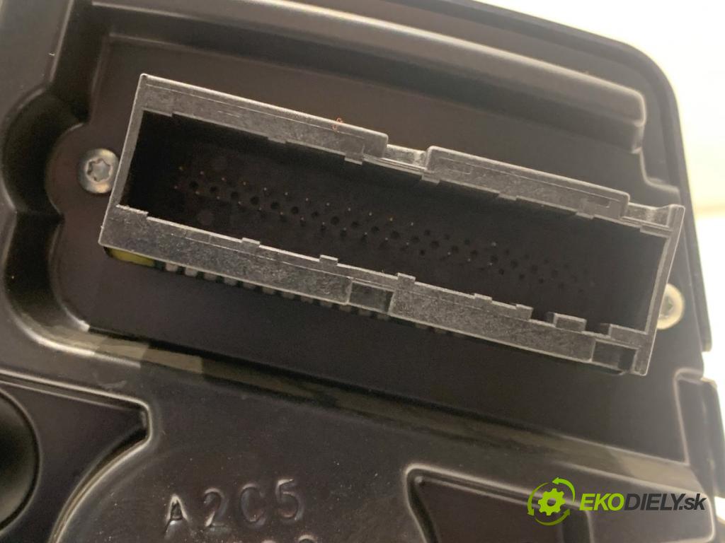 OPEL ASTRA H liftback 2007 66 kW 1.3 CDTI (L48) 1248 Prístrojovka 13225956 (Prístrojová doska)