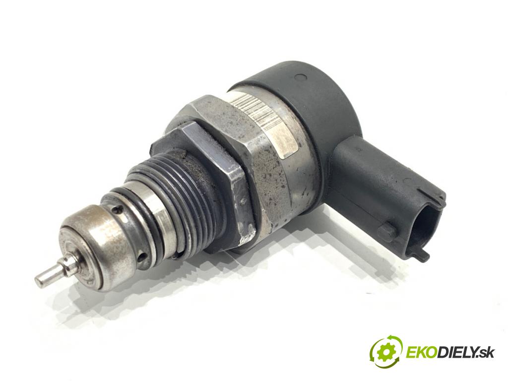 OPEL ASTRA H liftback 2007 66 kW 1.3 CDTI (L48) 1248 Snímač tlaku paliva 0281002507 (Snímač)