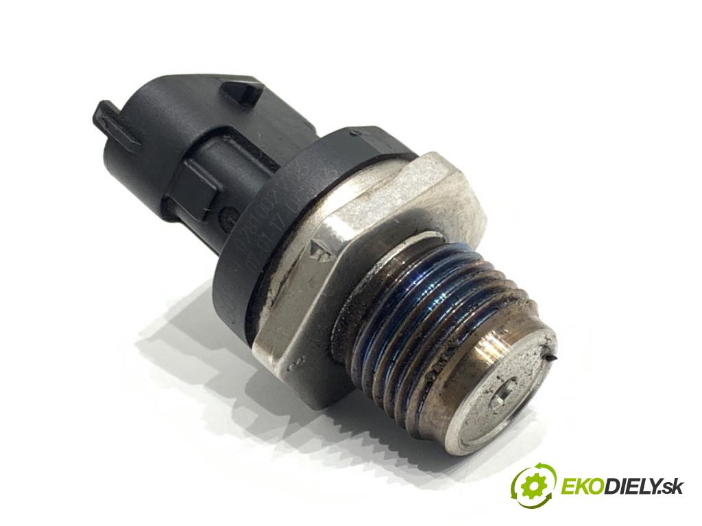 OPEL ASTRA H liftback 2007 66 kW 1.3 CDTI (L48) 1248 Snímač tlaku paliva 0281002706 (Snímač)