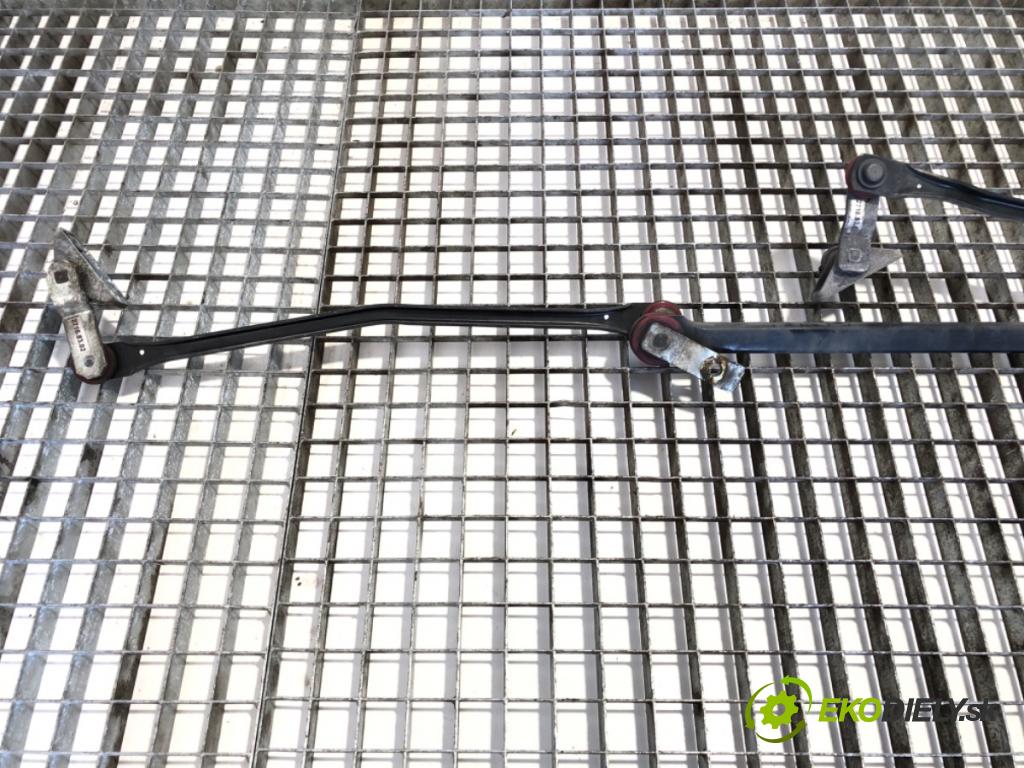 DAF XF Ciągnik siodłowy 2016 340 kW FT 460 340 kW [462 KM] olej napędowy 2012 - 2022 12900 Mechanizmus stieračov predný  (Motorček stieračov predný)