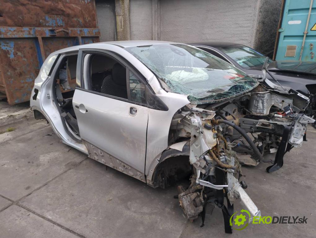 RENAULT CAPTUR I liftback 2018 87 kW 1.2 TCe 120 1197 karoséria ČTVRŤÁK: Blatník zad ľavy pravy prah strecha PODŁUŻNICA ľavy pravy 