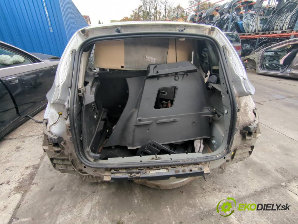 RENAULT CAPTUR I liftback 2018 87 kW 1.2 TCe 120 1197 karoséria ČTVRŤÁK: Blatník zad ľavy pravy prah strecha PODŁUŻNICA ľavy pravy