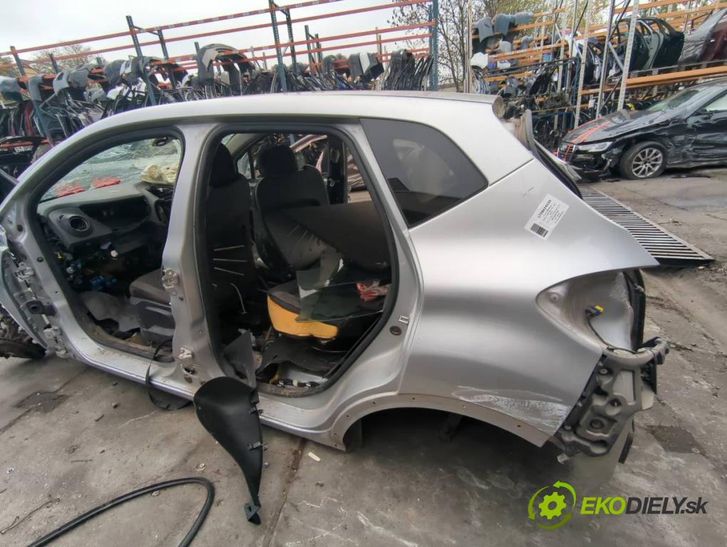 RENAULT CAPTUR I liftback 2018 87 kW 1.2 TCe 120 1197 karoséria ČTVRŤÁK: Blatník zad ľavy pravy prah strecha PODŁUŻNICA ľavy pravy