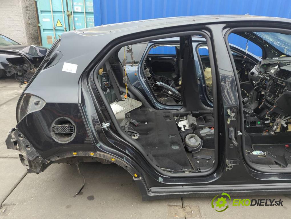 OPEL MOKKA SUV 2014 96 kW 1.7 CDTI (_76) 1686 karoséria ČTVRŤÁK: Blatník zad ľavy pravy prah strecha PODŁUŻNICA ľavy pravy