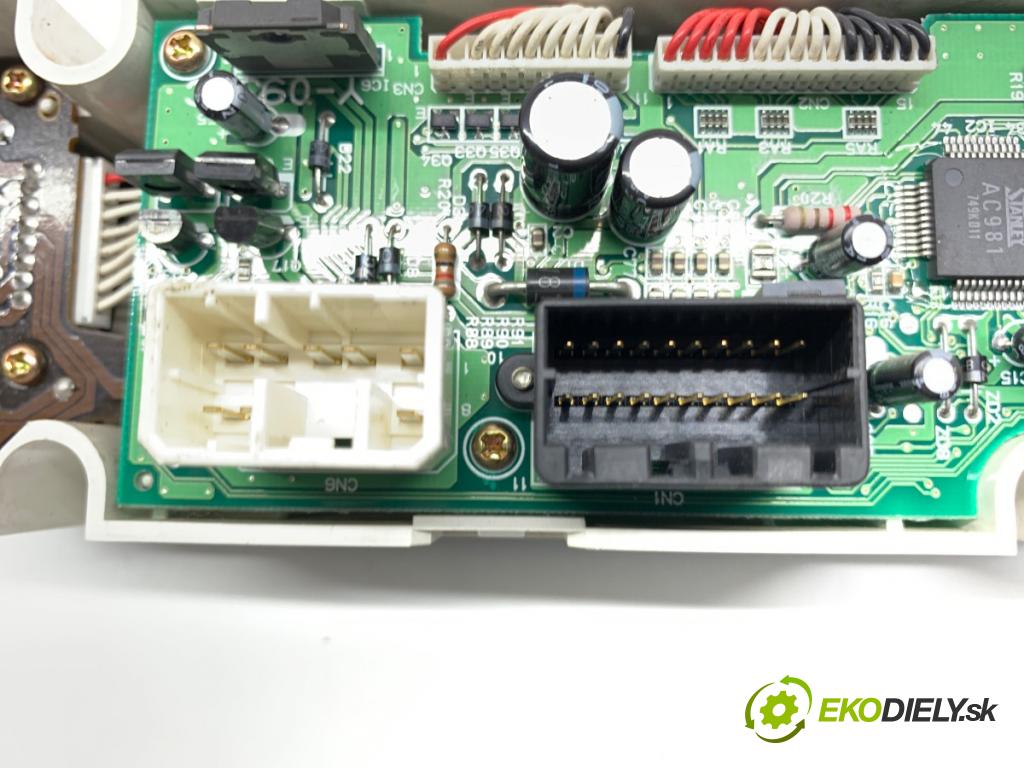 HONDA CR-V I SUV 1998 94 kW 2.0 1973 Panel ovládania kúrenia BQ919-399 (Prepínacie páčky pod volantom)