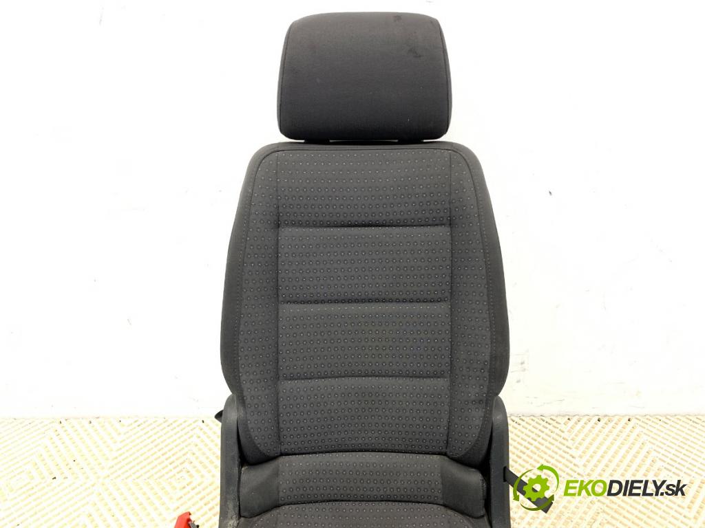 VW TOURAN nadwozie wielkoprzestrzenne (MPV) 2005 77 kW 1.9 TDI 1896 Sedadlo zad druhý rad