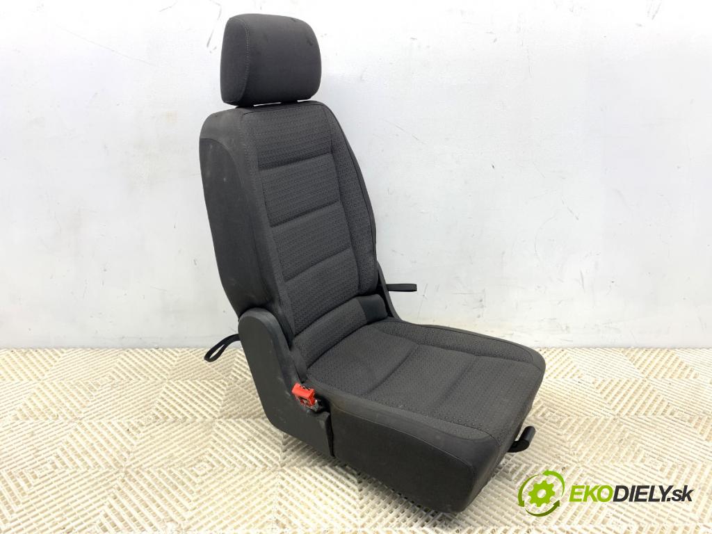 VW TOURAN nadwozie wielkoprzestrzenne (MPV) 2005 77 kW 1.9 TDI 1896 Sedadlo zad druhý rad