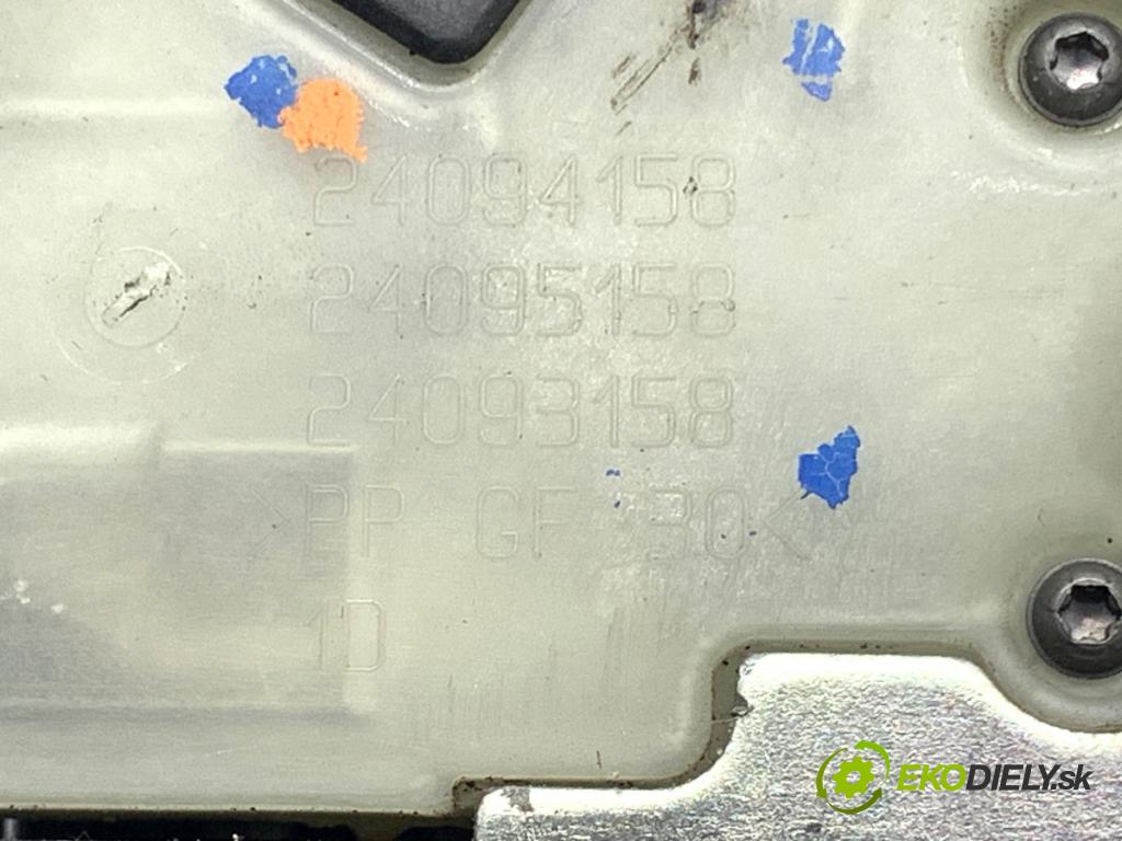 CITROEN C4 PICASSO I nadwozie wielkoprzestrzenne (MPV) 2007 80 kW 1.6 HDi 1560 zámok Dvere pravy predný 24094158