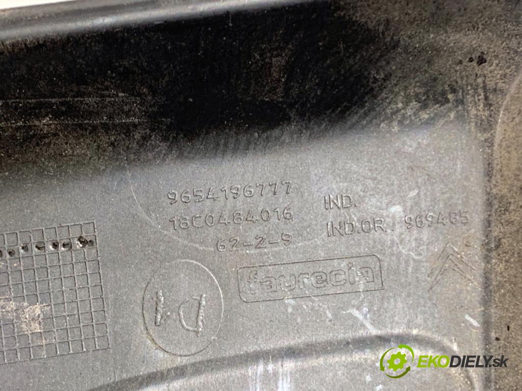 CITROEN C4 PICASSO I nadwozie wielkoprzestrzenne (MPV) 2007 80 kW 1.6 HDi 1560 Mriežky nárazníka pravy predný 9654196777