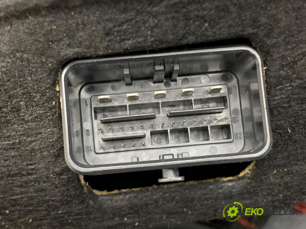 CITROEN C4 PICASSO I nadwozie wielkoprzestrzenne (MPV) 2007 80 kW 1.6 HDi 1560 BRZDA: ručný elektrický 9659810180 (Ručná brzda)