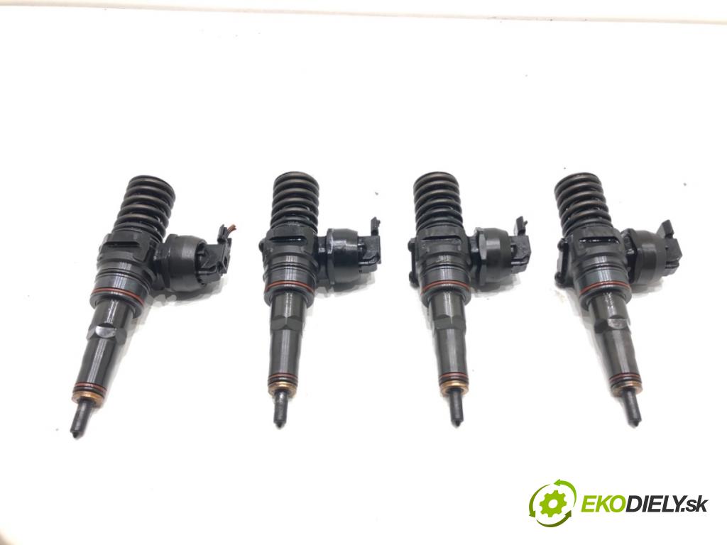 VW PASSAT B5 FL Kombi 2002 96 kW 1.9 TDI 1896 vstrekovače 038130073AB