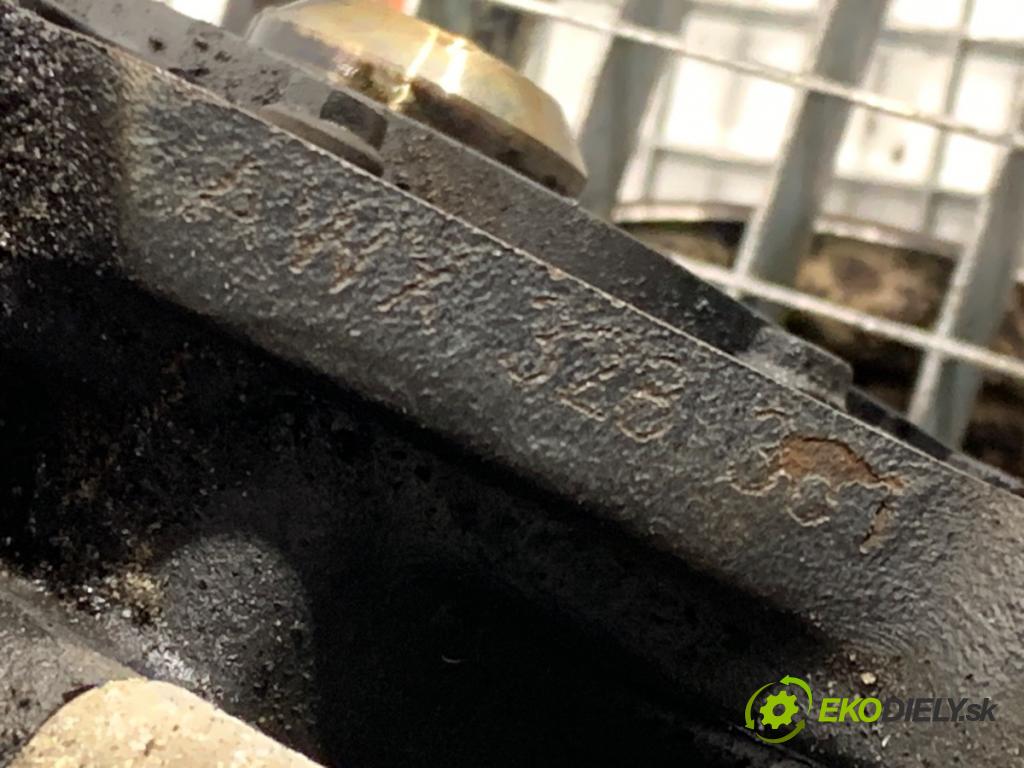 VW PASSAT B5 FL Kombi 2002 96 kW 1.9 TDI 1896 motor AWX (Motor)