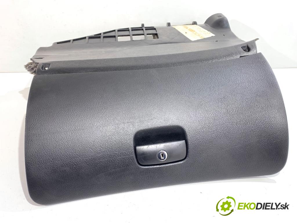 VW PASSAT B5 FL Kombi 2002 96 kW 1.9 TDI 1896 Priehradka, kastlík spolujazdca 3B1857101 (Priehradka (kastlík))