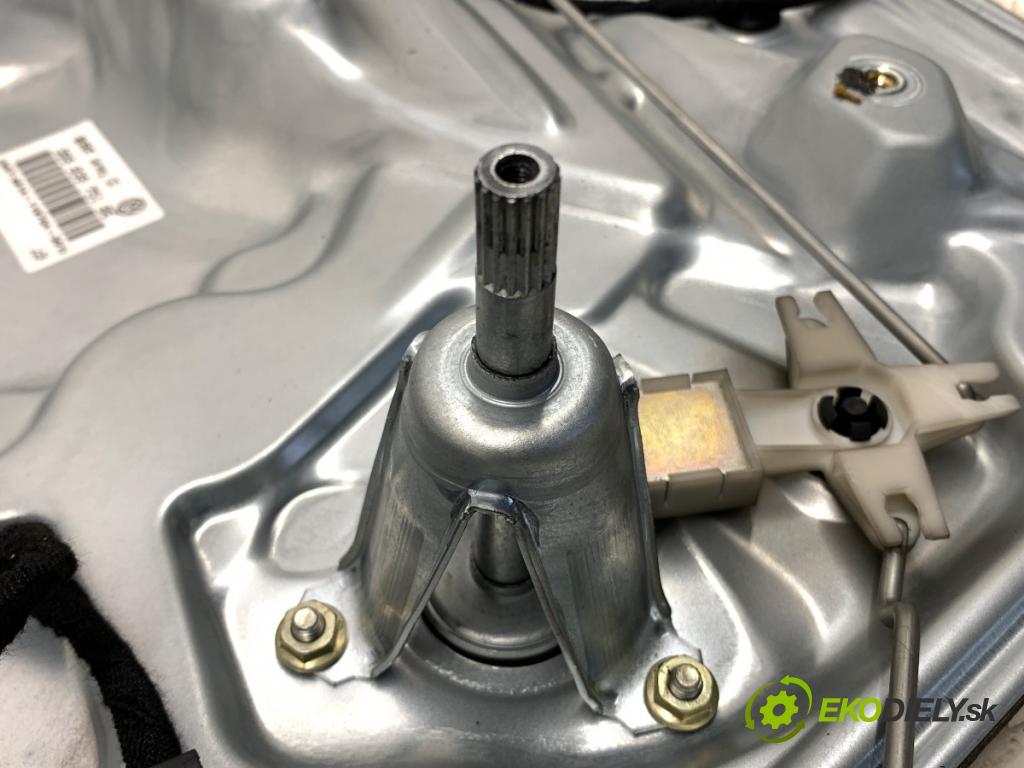 VW PASSAT B5 FL Kombi 2002 96 kW 1.9 TDI 1896 Mechanizmus okna ľavy zad 3B9839751BE