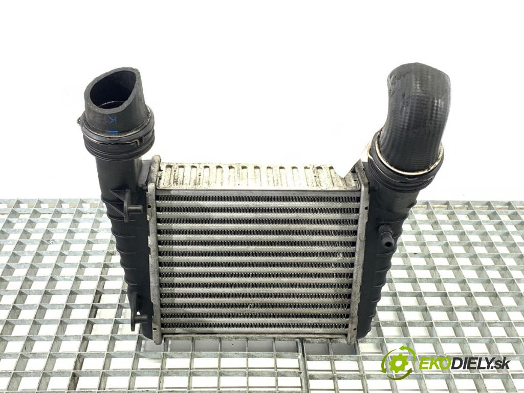 VW PASSAT B5 FL Kombi 2002 96 kW 1.9 TDI 1896 intercooler 8D0145805C (Intercooler (chladič stlačeného vzduchu))