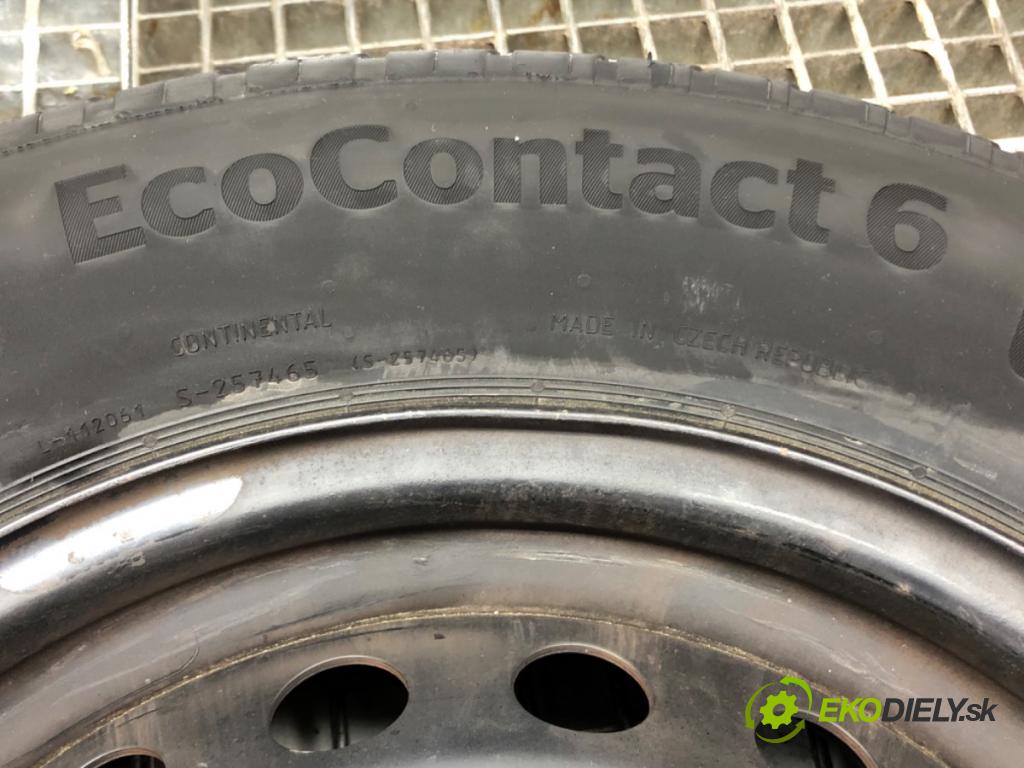 NISSAN --- ---  --- --- --- koleso komplet 16 215/60 6J 5X115 67.1 ET 40