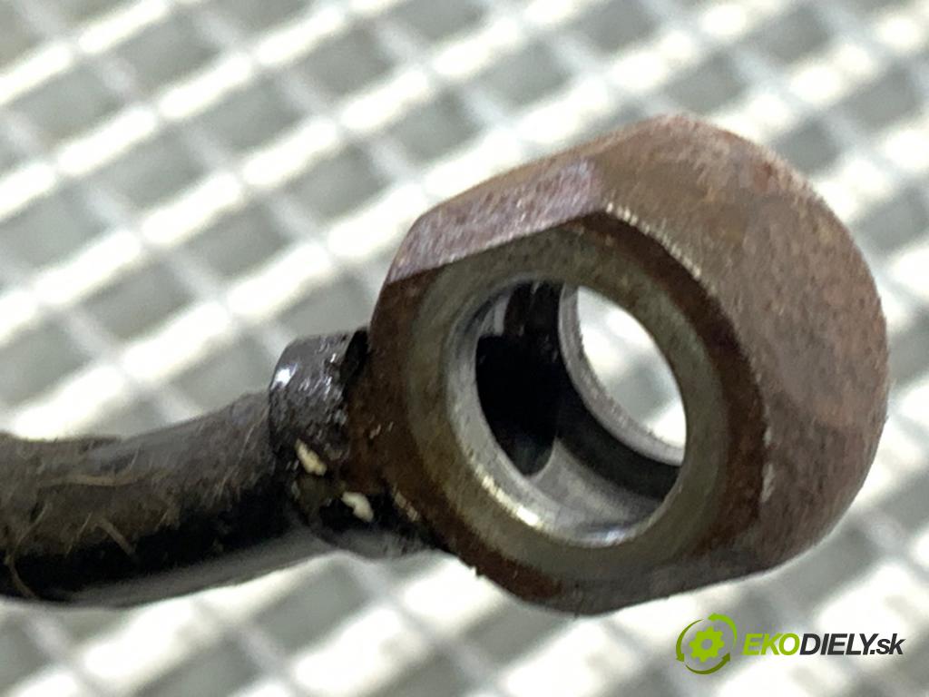 AUDI A3 8L liftback 2001 96 kW 1.9 TDI quattro 1896 hadica servočerpadlo  (Rúrka servočerpadla)