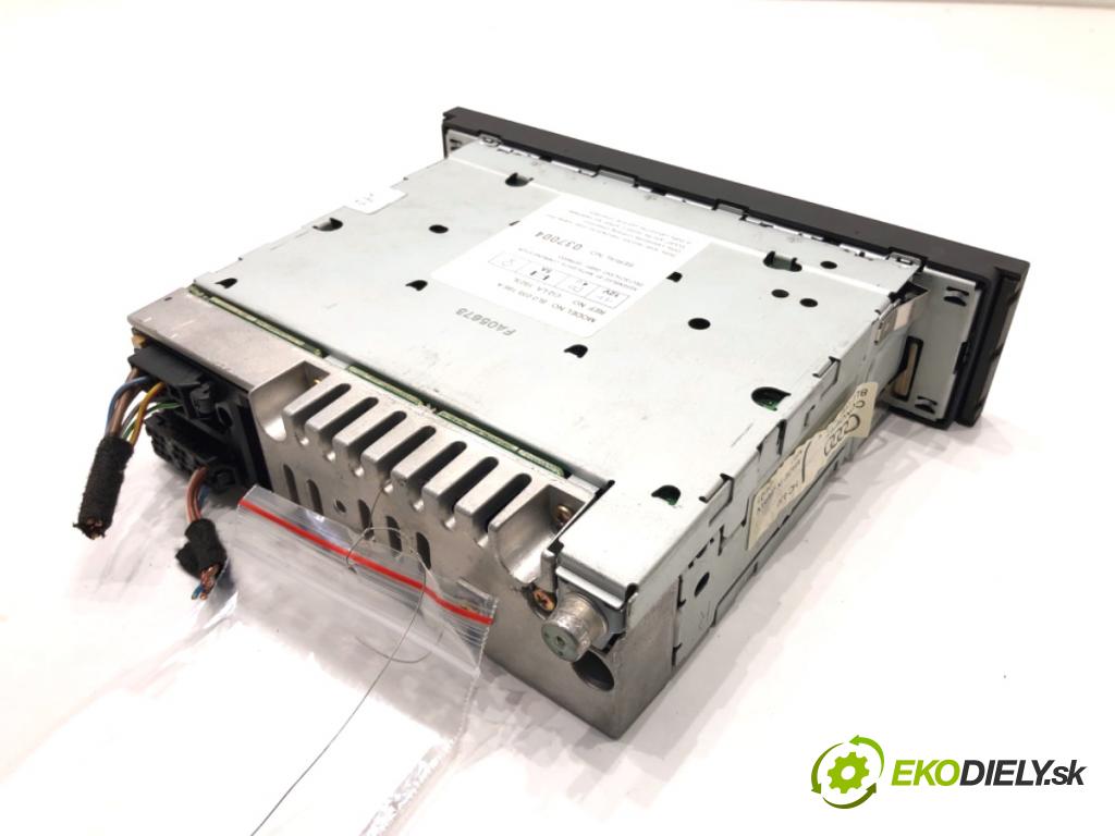 AUDI A3 8L liftback 2001 96 kW 1.9 TDI quattro 1896 RADIO 8L0035186A (Audio zariadenie)