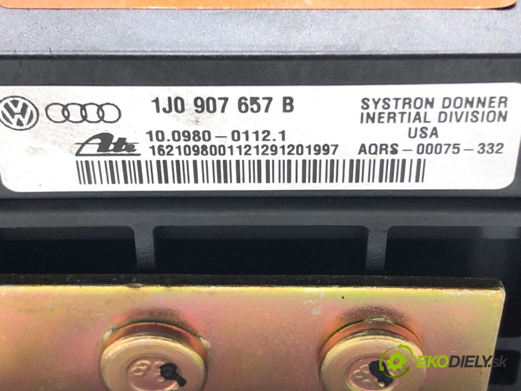 AUDI A3 8L liftback 2001 96 kW 1.9 TDI quattro 1896 Snímač ESP 1J0907651A  1J0907657B