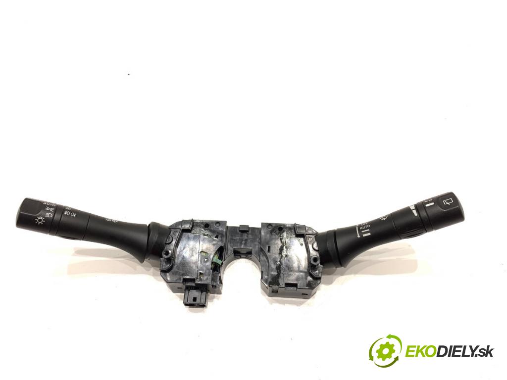 NISSAN JUKE F15 SUV 2015 81 kW 1.5 dCi 1461 Prepínač kombinovaný  (Prepínacie páčky pod volantom)