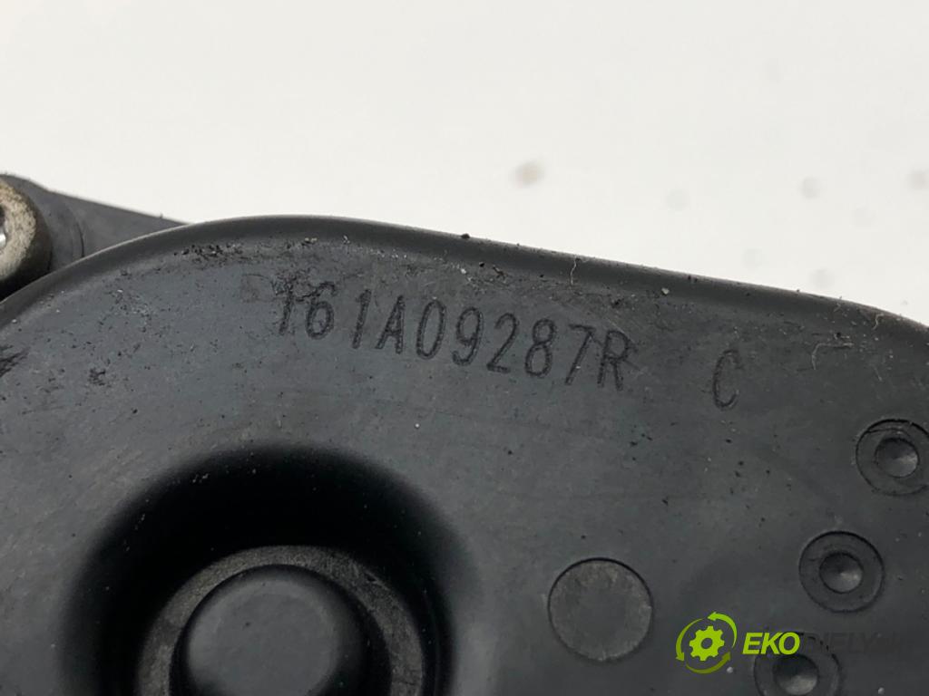 NISSAN JUKE F15 SUV 2015 81 kW 1.5 dCi 1461 Škrtiaca klapka 161A09287R (Škrtiaca klapka)