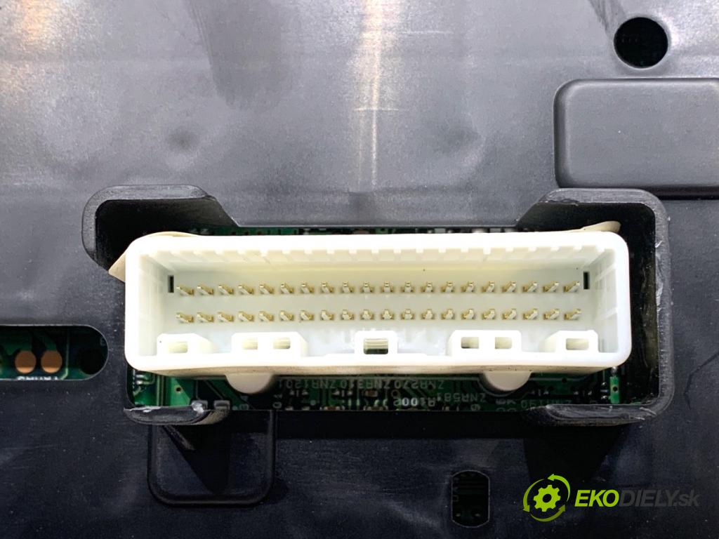 NISSAN JUKE F15 SUV 2015 81 kW 1.5 dCi 1461 Prístrojovka  (Prístrojová doska)