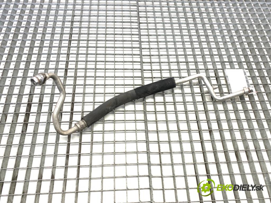 NISSAN JUKE F15 SUV 2015 81 kW 1.5 dCi 1461 rúrka klimatizace  (Trubka klimatizace)