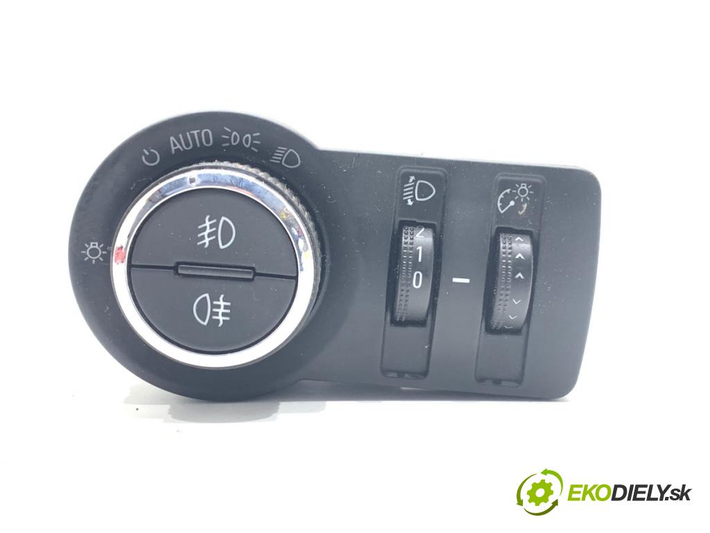 OPEL ASTRA J liftback 2012 103 kW 1.4 Turbo (68) 1364 Spínač svetiel 13268702